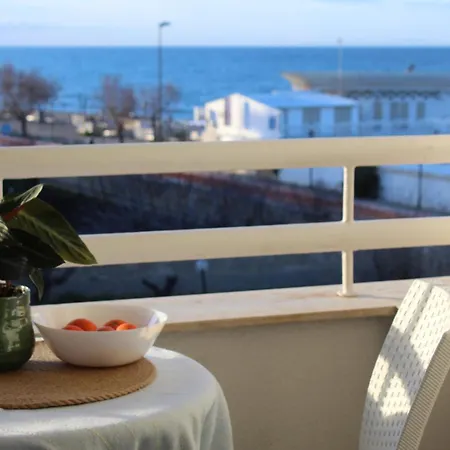 بيت ضيافة Casamare Puglia باري